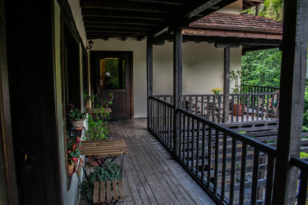 Guest House Verbena Apriltsi  Esterno foto