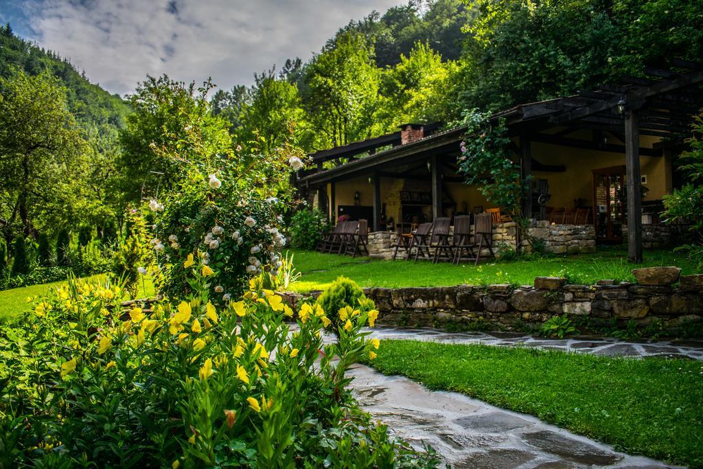 Guest House Verbena Apriltsi  Esterno foto