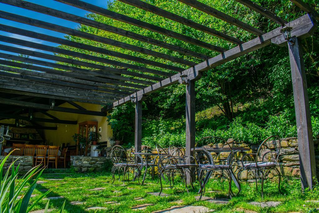 Guest House Verbena Apriltsi  Esterno foto
