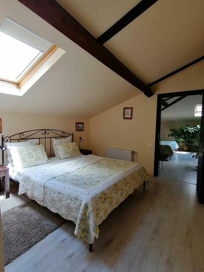 Guest House Verbena Apriltsi  Esterno foto